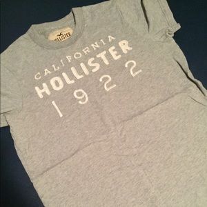 Hollister t shirt